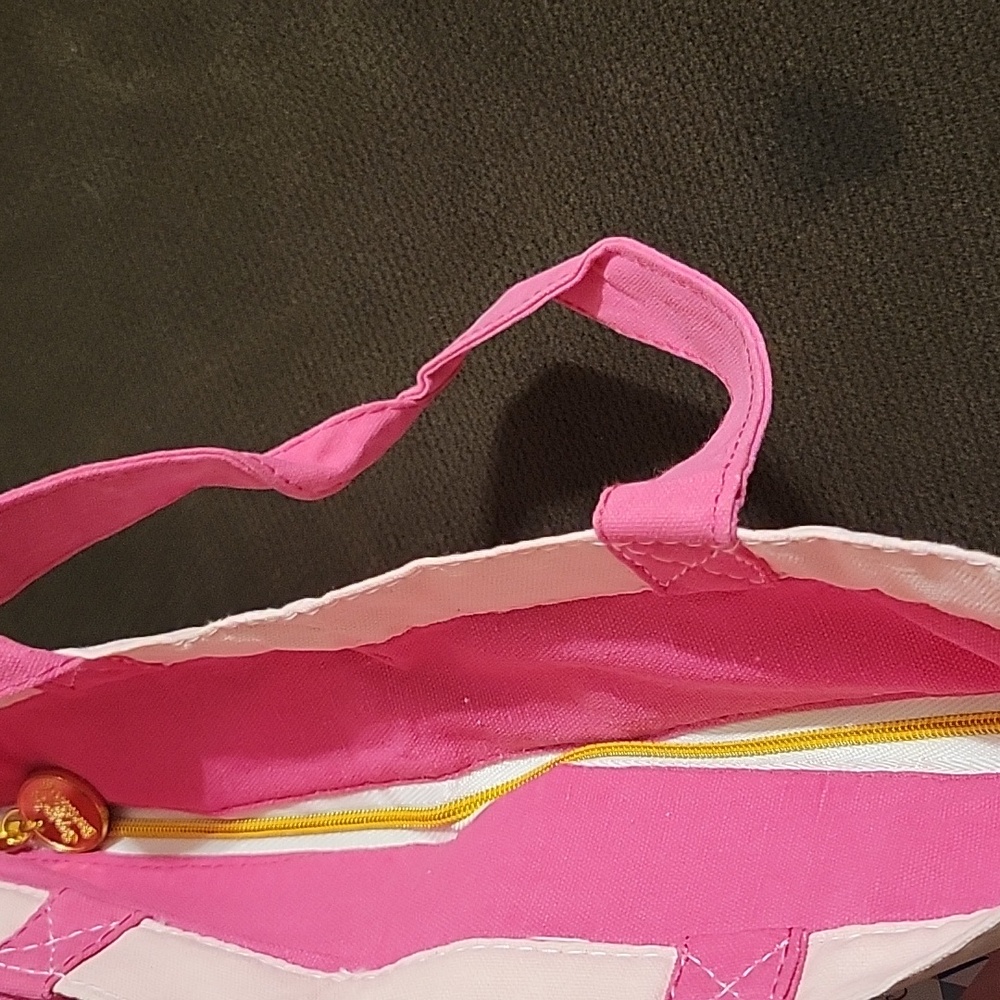 Cupcakes and Cartwheels Good Vibes Only Pink & White  Thermal Lunch Tote - Picture 14 of 14